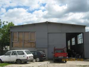 vand hala industriala