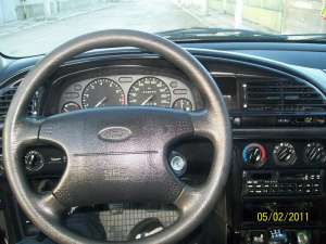 Ford Mondeo 1, 6 i