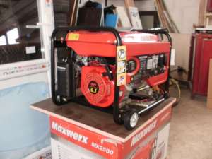 Generator curent 2500W