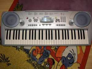 orga Yamana PSR-275 impecabila