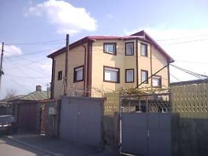 vand casa/schimb ap 2-3 cam +dif
