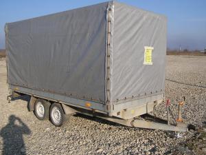 vand remorca humbaur 2 axe,   2000kg