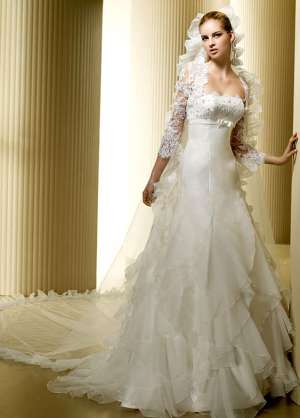 Vand rochie de mireasa La Sposa