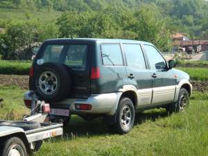 Nissan Terrano II