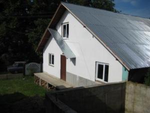 vand casa 110 mp +casa 260 mp+piscina+teren 2500 mp