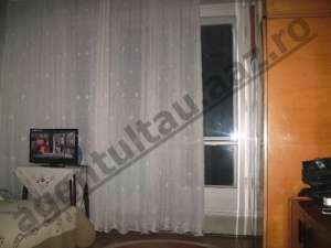 Vanzare apartament 3 camere decomandate Dristor