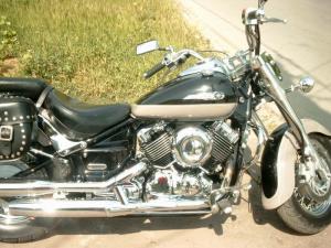 Vand Yamaha Dragstar Clasic XVS 650 din 1999,  numai 13.500 km si Yamaha virago XV 535 - 1993.,  20.