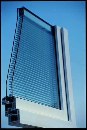 Jaluzele �ncorporate Screenline