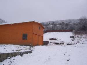 TEREN DE  VANZARE   CU CONSTRUCTIE