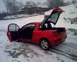 Vand Opel Tigra 2350 Euro