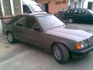 de vanzare mercedes.190e