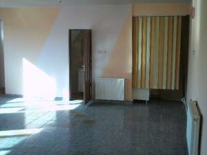 INCHIRIEZ SPATIU COM SI BIROURI