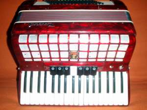 ACORDEON PARROT 96 BASI ROSU