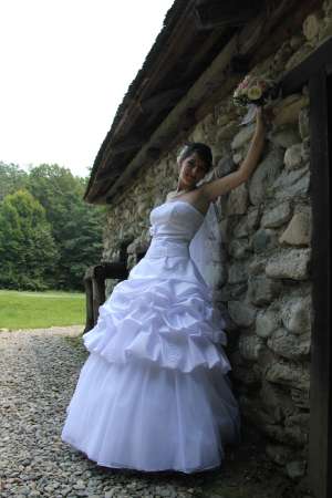 Vand rochie de mireasa