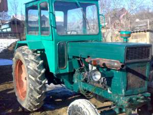 tractor u650 cu plug