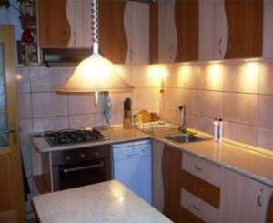 Apartament cu doua camere,   reinnoit