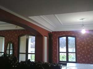 montam tapet, gresie, faianta, ornamente fatade, piscine, termaizolatii, decorativa, si tot ce insea