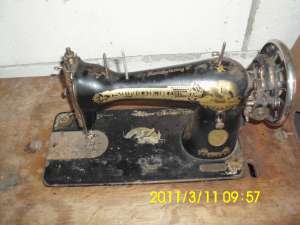 vand masina de cusut singer veche de 130 de ani
