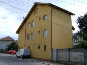 Vand spatiu firma in Alba Iulia,  Zona: Centru