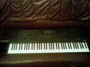 de vanzare orga roland G-800