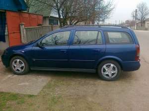 Opel Astra Caravan 2004