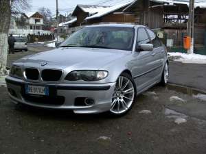 VAND BMW 320D  PACHET M ACTE ITALIA VALABILE