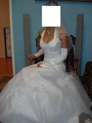 inchiriez / vand rochie de mireasa