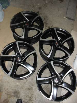 Set Jante Alutek Shark 16