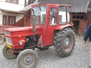 tractor445.cu.3cilindrii