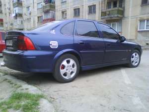 VAND OPEL VECTRA B MOTOR 1, 8 16 V BENZINA 3500 E