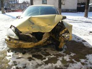 vand peugeot 206 avariat