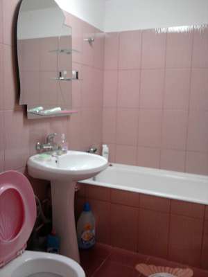 2 CAMERE SEMIDECOMANDAT,   STR. GARII