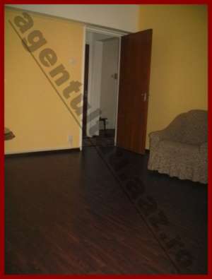 Vanzare apartament 3 camere Titan Parc