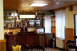 Restaurant pensiune Monyfeith Resita