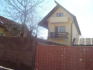 CASA CU 5 ARI TEREN ; P+1+M ;150000 EURO