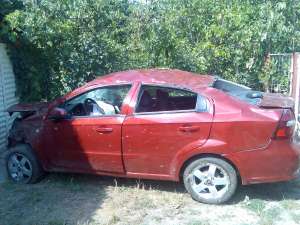 Vand chevrolet aveo avariat prin rasturnare