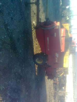 vand presa new holland 376 de baloti dreptunghiulari