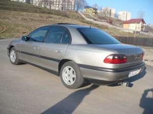 Opel Omega 2.0i