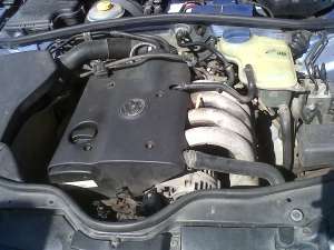 dezmembrez vw passat 1.6 benzina fab 1998