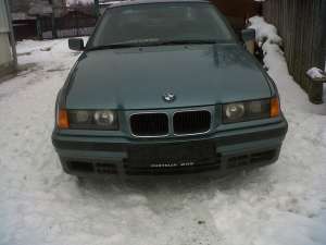 dezmembrez bmw 316 i benzina 1995