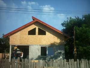 ex case la rosu