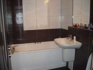 3 CAMERE ; ULTRACENTRAL