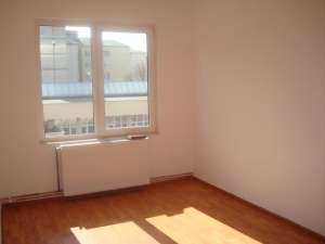 3 CAMERE,    NEPTUN