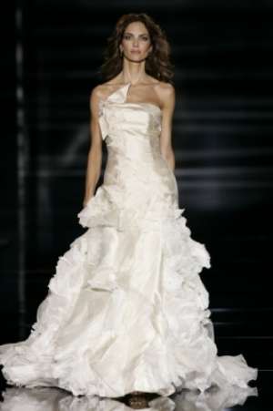 Rochii mireasa PRONOVIAS