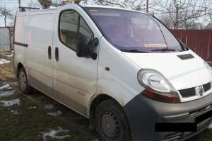 vand renault trafic pret neg.