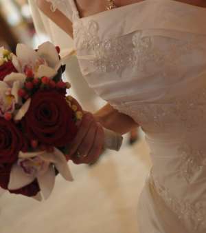 Vand rochie de mireasa