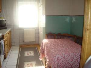 4 CAMERE; OITUZ; 60000 EU