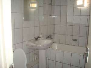 4 CAMERE; OITUZ; 60000 EU