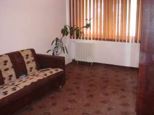 schimb apartament 2 camere pt apart 3 camere