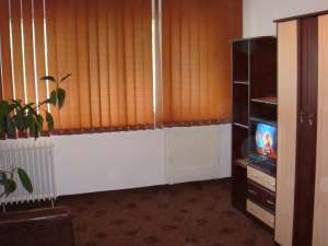 schimb apartament 2 camere pt apart 3 camere